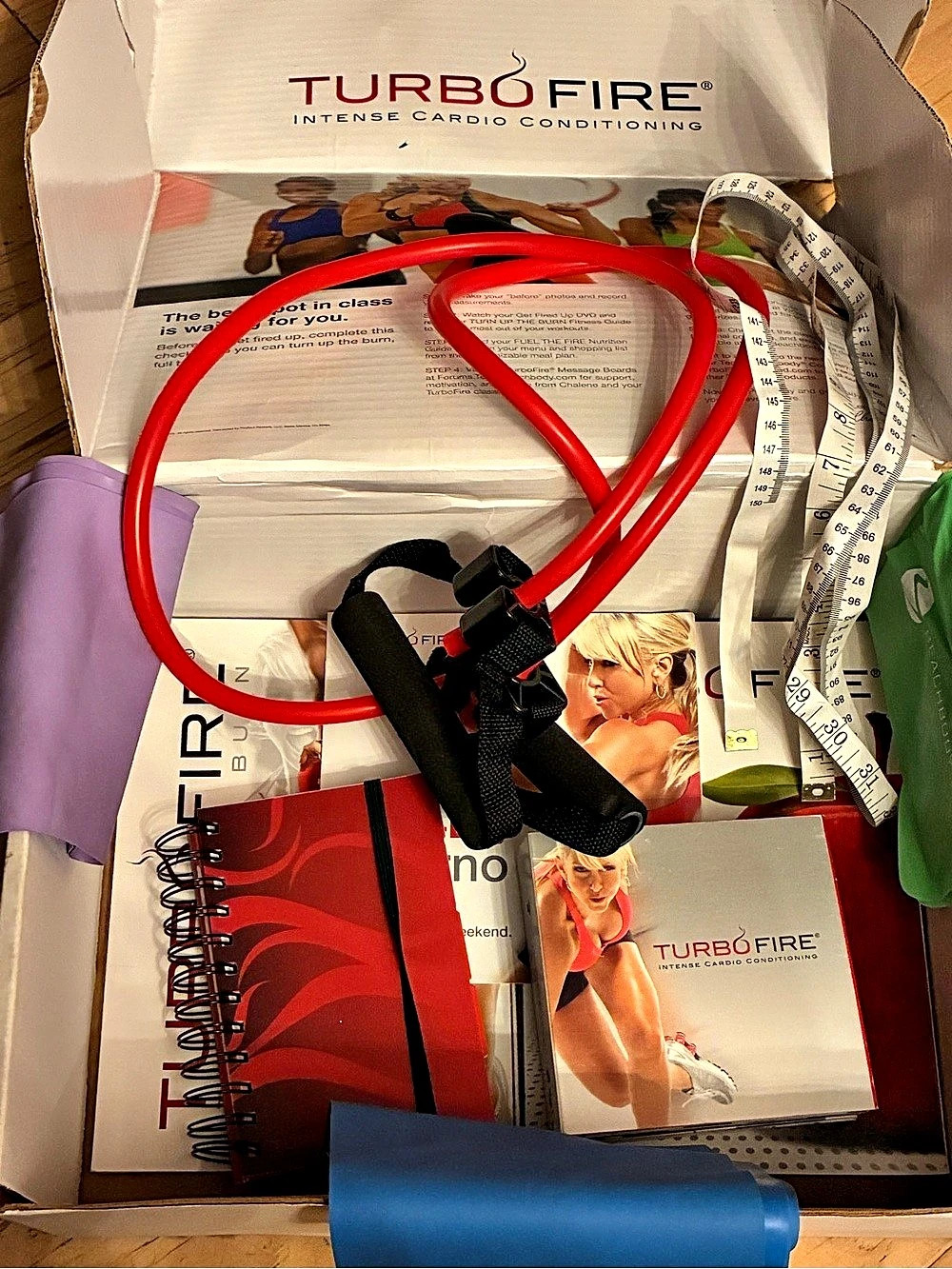 TurboFire 5-Day Inferno Plan Workout Program Kit Red Black 15 DVDs